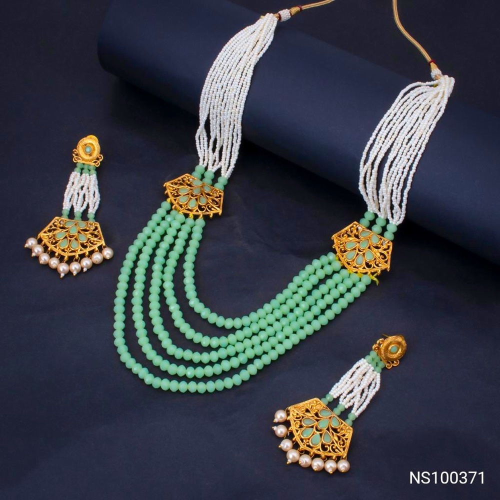 Splendid Gold Plated Pearl Layer Necklace Set
